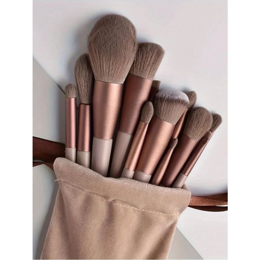 Kit 13 Pçs Pincéis De Maquiagem Contorno Kabuki Profissional - Boa qualidade