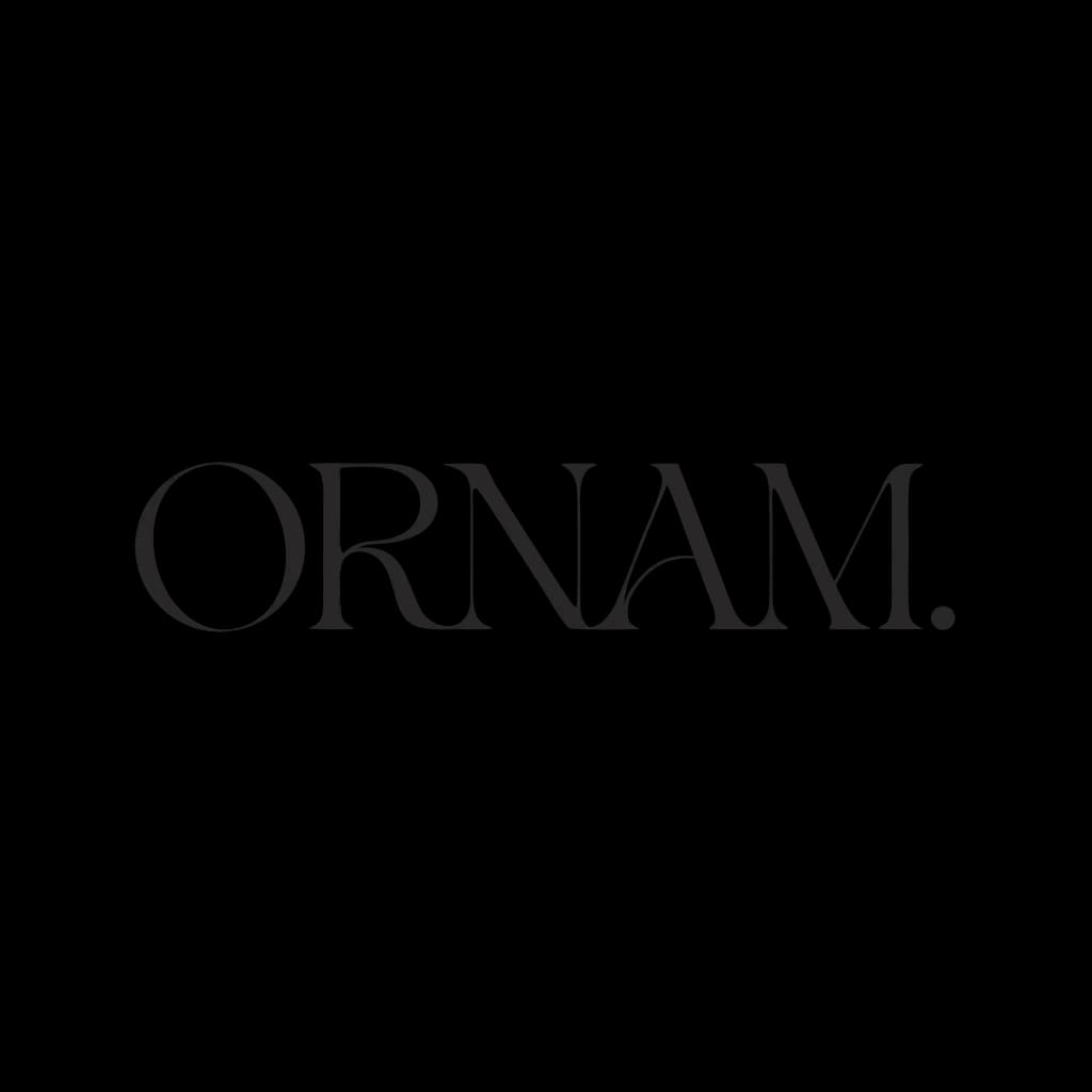 ORNAM.
